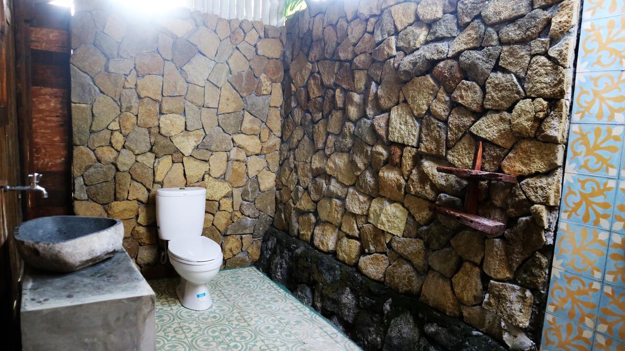 Premier Surf Camp Hotel Canggu Buitenkant foto